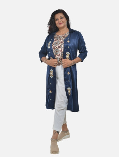 Traditional Blue Mashroo Jacket - Collared pattern 2